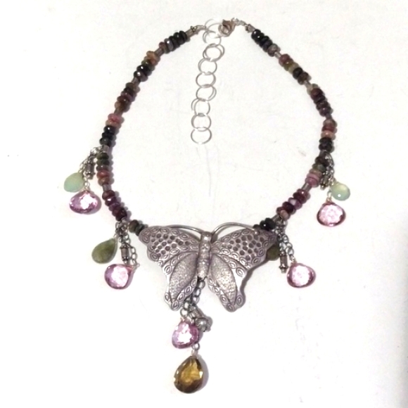 Jewelry - VINTAGE BUTTERFLY PENDANT NECKLACE WITH CRYSTAL TEARDROPS AND BEADED CHAIN.